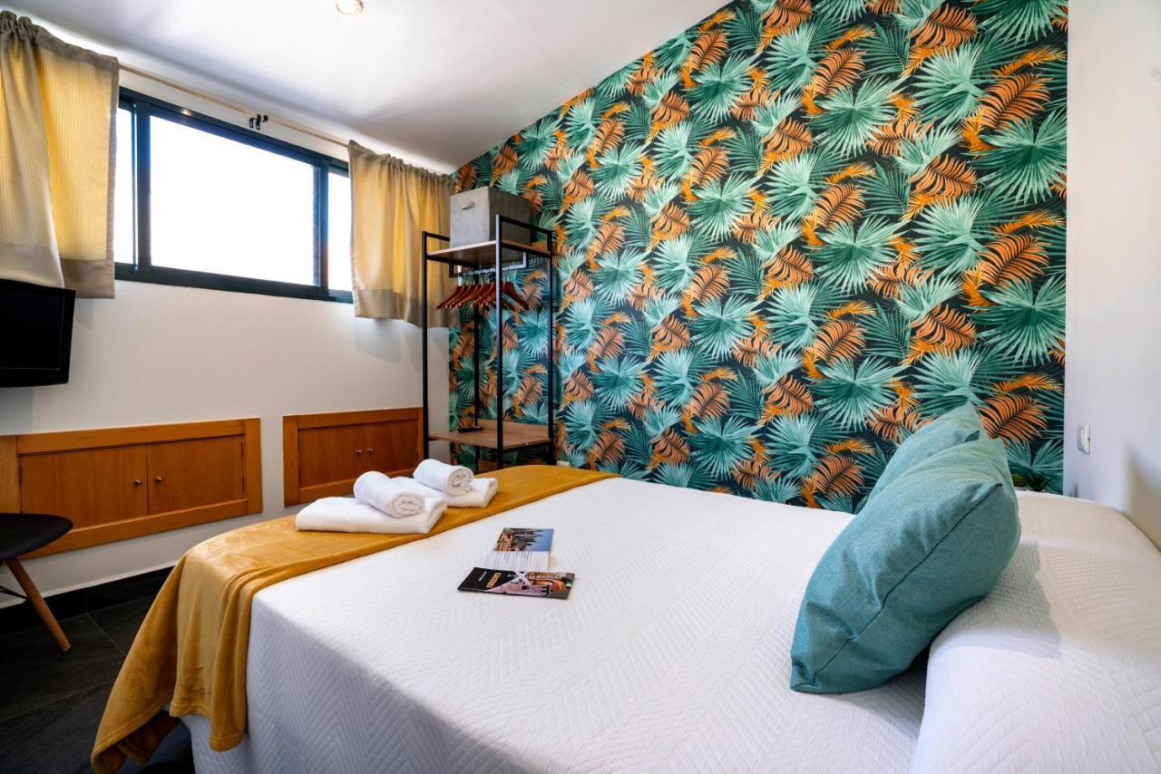 Apartamentos Caceres Historico Centro Luaran gambar
