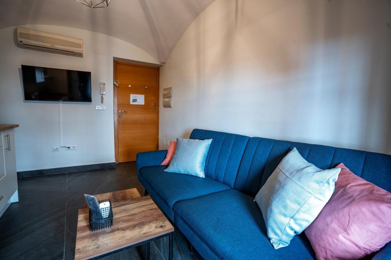 Apartamentos Caceres Historico Centro Luaran gambar