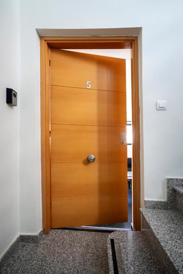 Apartamentos Caceres Historico Centro Luaran gambar